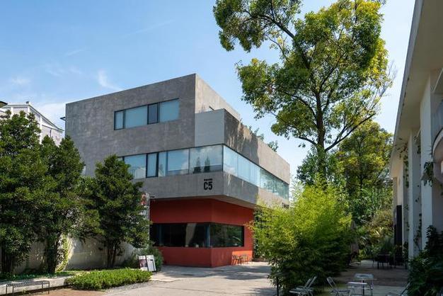 国家级文化产业示范园区梵木文化产业园荒废的工厂变身公共文化空间